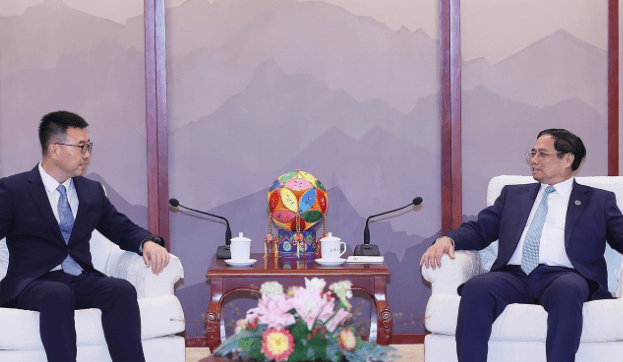 给谁都不给中国？越南送“大礼”讨美国欢心，扭头对中国提无理要求