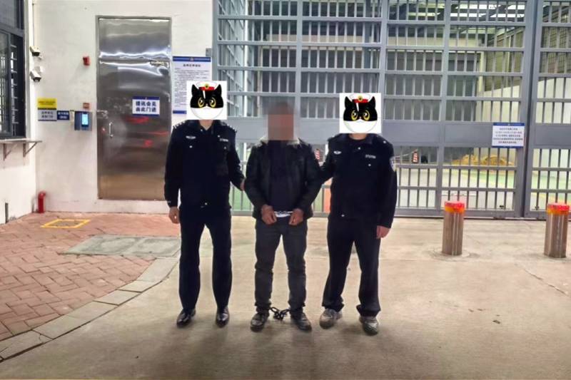 男子情绪过激杀害一女子藏尸宾馆床底后潜逃25年！已落网