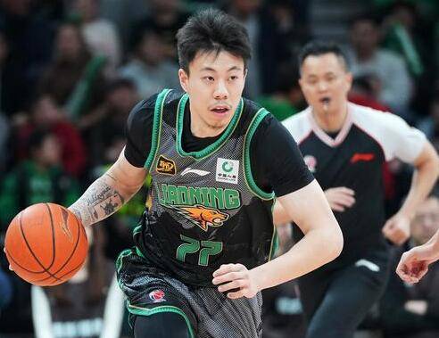 张镇麟28分赵继伟里程碑 辽宁1分险胜双杀上海
